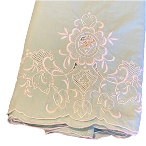 2 Vintage Lace Cut work Cotton Pillowcases Green & White Scalloped Edge Pair